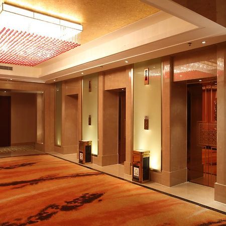 Beijing Wuhuan Hotel Exterior foto